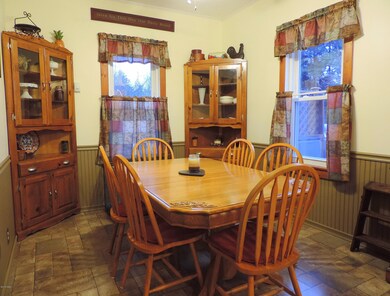 212 Ridge Ave, Hawley, PA 18428 - photo 5