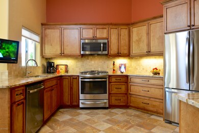 414 E Desert Golf Place, Tucson, AZ 85737 - photo 2