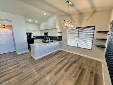 4821 Black Bear Rd unit 203, Las Vegas, NV 89149 - photo 4