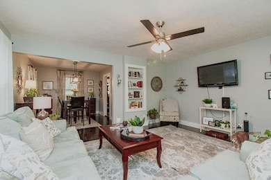 709 NW 10th St, Bentonville, AR 72712 - photo 4