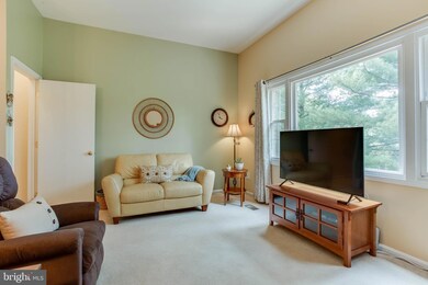 8538 Barrington Ct unit 934, Springfield, VA 22152 - photo 4