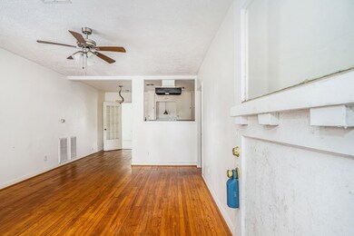 4513 Kingsbury St, Houston, TX 77021 - photo 7