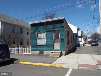 129 E Railroad St, Saint Clair, PA 17970 - photo 5