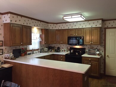 20 St Agnes Ln, Albany, NY 12211 - photo 3