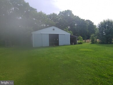 281 Lincoln Rd, Pilesgrove, NJ 08098 - photo 3