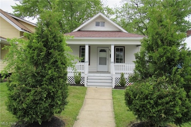 923 W 58th St, Ashtabula, OH 44004 - photo 2