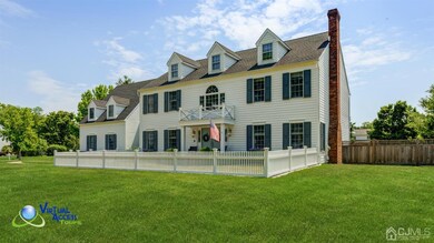 152 N Main St, Cranbury, NJ 08512 - photo 2