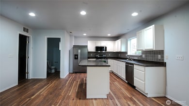 2221 119th Dr SE, Lake Stevens, WA 98258 - photo 3