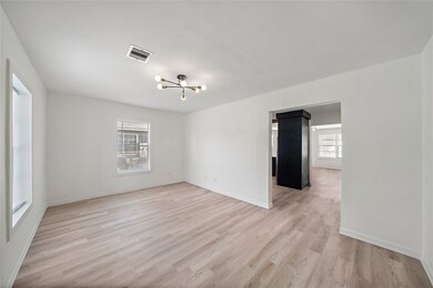 314 Coronado St, Houston, TX 77009 - photo 3
