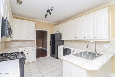 614 Cliffview Dr 8
