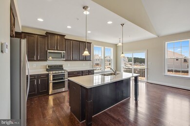 2443 Tree Vista Ct, Bryans Road, MD 20616 - photo 6