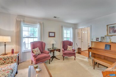 915 Royer Dr, Charlottesville, VA 22902 - photo 6