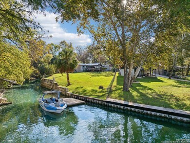 384 Placid Cove Dr, New Braunfels, TX 78130 - photo 3