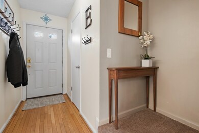 10 Bernards Rd, MerriMacK, NH 03054 - photo 6