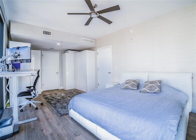 1010 Brickell Ave unit 2611, Miami, FL 33131 - photo 2