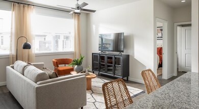 12111 Main St unit 5205, Houston, TX 77035 - photo 2