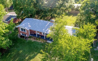 819 Yale Aerial 3