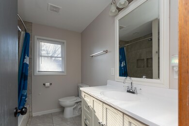 Main Floor Full Bath