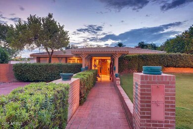 1814 Palmcroft Way NW Phoenix-small-005-