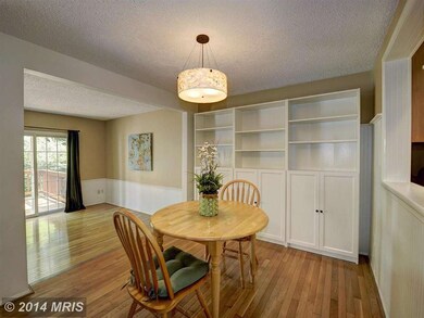 8651 Bent Arrow Ct, Springfield, VA 22153 - photo 6