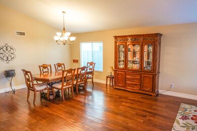 7347 E Navarro Ave, Mesa, AZ 85209 - photo 2