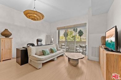 388 E Ocean Blvd unit 412, Long Beach, CA 90802 - photo 2