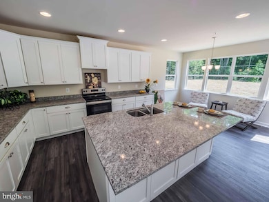 46234 Stasha Ct, Drayden, MD 20630 - photo 2