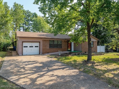 921 Cedar Ln, Fort Smith, AR 72908 - photo 3