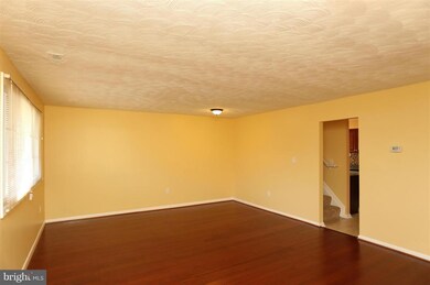 8817 Winterbrook Rd, Randallstown, MD 21133 - photo 4