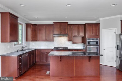 6661 Bartrams Forest Ln, Haymarket, VA 20169 - photo 5