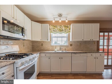 280 Ripka St, Philadelphia, PA 19127 - photo 7