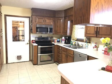 505 Brandontown Rd, Manchester, TN 37355 - photo 3