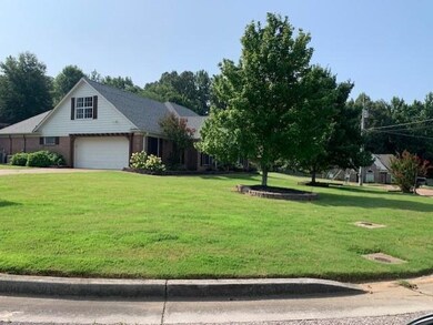 70 Brookhaven Ln, Oakland, TN 38060 - photo 2