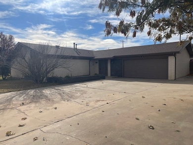 1220 Elm Ave, Dalhart, TX 79022 - photo 2