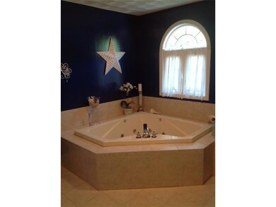 Master Bath/Spa.
