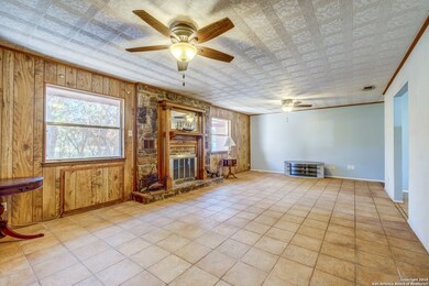 18802 Scenic Loop Rd, Helotes, TX 78023 - photo 7