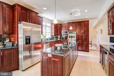 12723 Heatherford Place, Fairfax, VA 22030 - photo 5