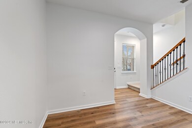 13036 dining room 2
