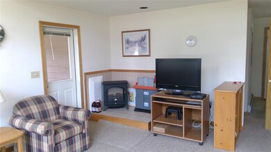 1640 Daniel Webster Hwy unit 40, Woodstock, NH 03262 - photo 4