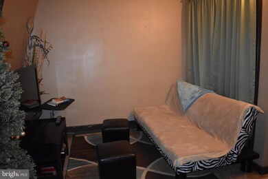 332 N 13th St, Reading, PA 19604 - photo 6