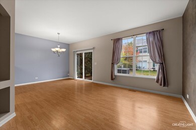 2212 Gallant Fox Cir unit 702, Montgomery, IL 60538 - photo 3