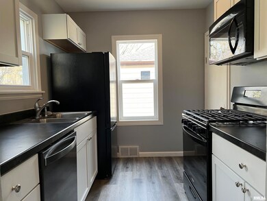 503 Waverly Rd, Davenport, IA 52804 - photo 6