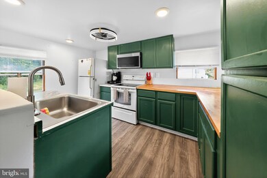 229 Kline St unit A106, Bear, DE 19701 - photo 4