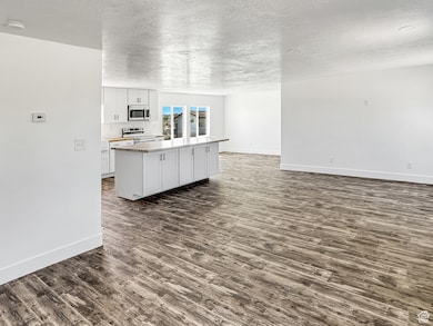 4190 E 2750 S, Price, UT 84501 - photo 6