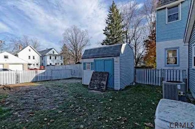 2209 William St, Schenectady, NY 12306 - photo 3