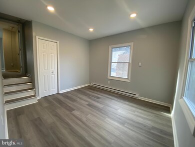 21 E Price St unit 3, Philadelphia, PA 19144 - photo 4