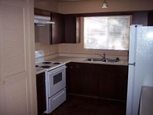 230sunset8kitchen