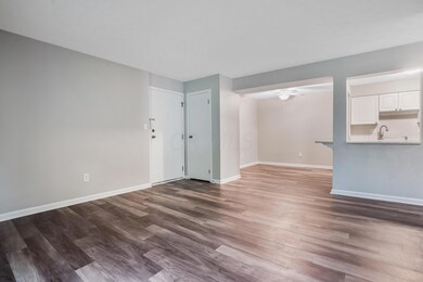 1450 Slade Ave unit 203, Columbus, OH 43235 - photo 5