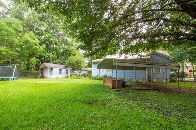 404 8 th Ave-6