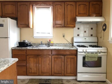 1823 Weyburn Rd, Rosedale, MD 21237 - photo 7